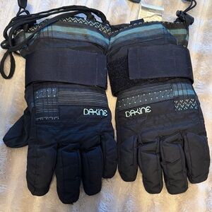 Dakine Black and Blue Snow Gloves